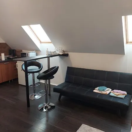 Kossuth Lajos Utca 73 Nabuka Апартаменты Тихань